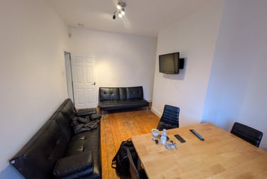 4 bed house, Braemar Road, Fallowfield, Manchester, M146PW - Image 1
