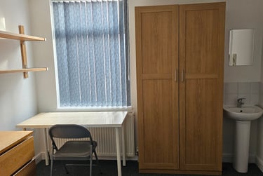 7 bed house, Moseley Road, Fallowfield, Manchester, M146PB - Image 4