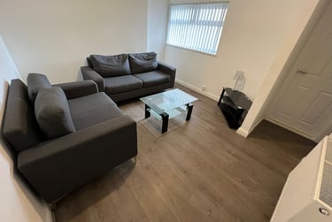 4 bed house, Baglan Street, Port Tennant, Swansea, SA18JZ - Image 8