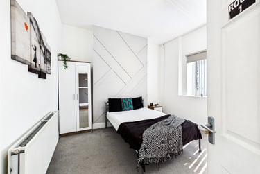 7 bed house, King Edward's Road, Brynmill, Swansea, SA14LW - Image 11