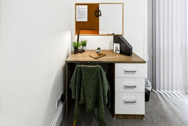 7 bed house, King Edward's Road, Brynmill, Swansea, SA14LW - Image 3