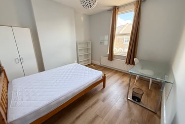 4 bed house, Avenue Road, City Centre, Kingston, KT12RB - Image 5