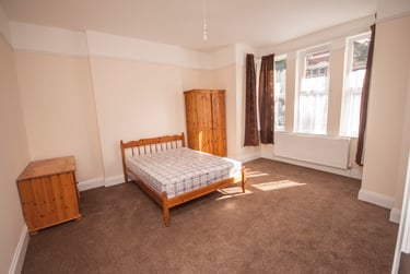 8 bed house, Wilton Avenue, Polygon, Southampton, SO152HA - Image 2