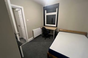 6 bed house, Birch Grove, Victoria Park, Manchester, M145JX - Image 3