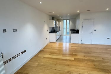 3 bed flat, Chichester Road, Queens Park, London, NW65QW - Image 4
