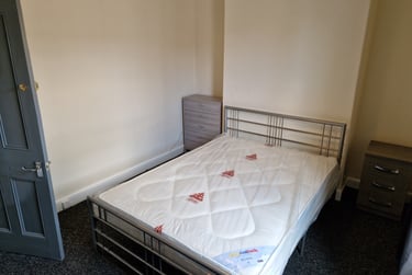 3 bed house, Granville Terrace, Layerthorpe, York, YO103DY - Image 1