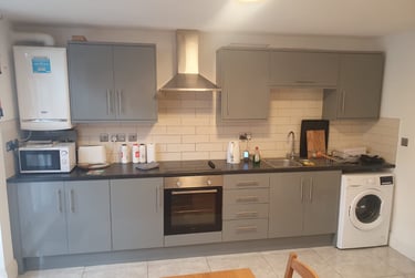 4 bed flat, Manchester Road, Isle of Dogs, London, E143DP - Image 1