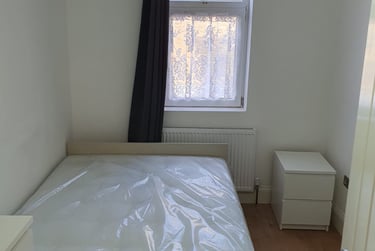 4 bed flat, Manchester Road, Isle of Dogs, London, E143DP - Image 9