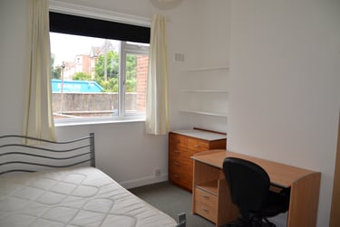 4 bed house, Burns Avenue, Arboretum, Nottingham, NG74DR - Image 9