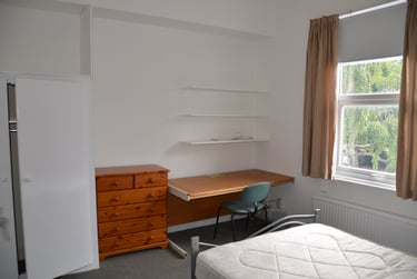 4 bed house, Burns Avenue, Arboretum, Nottingham, NG74DR - Image 10