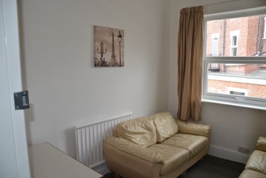 4 bed house, Burns Avenue, Arboretum, Nottingham, NG74DR - Image 12