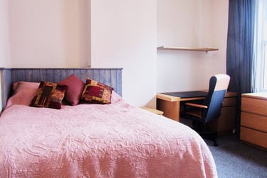 5 bed house, Queen Street, Upper Eastville, Bristol, BS56QA - Image 1