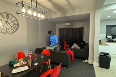 6 bed house, Harlaxton Drive, Lenton, Nottingham, NG71JE - Image 3