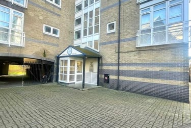 1 bed flat, Eleanor Close, Surrey Quays, London, SE166PS - Image 7
