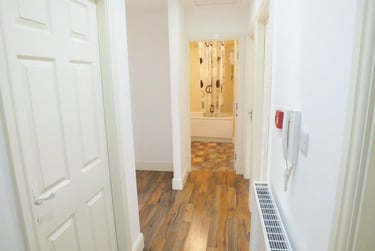 3 bed flat, Alfreton Road, Radford, Nottingham, NG73NW - Image 6