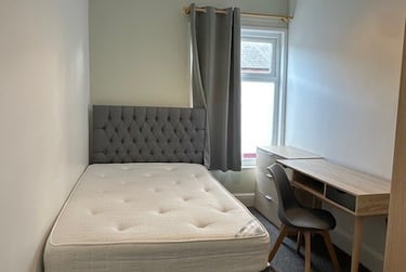 4 bed house, Milnthorpe Street, Charlestown, Salford, M66DT - Image 9