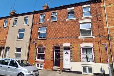 5 bed house, Talbot Road, Abington, Northampton, NN14JB - Image 1