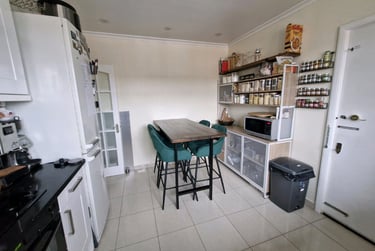 1 bed flat, Sheen Road, Richmond, London, TW105AY - Image 5