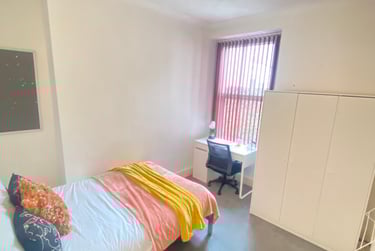 5 bed house, Malvern Terrace, Brynmill, Swansea, SA20BE - Image 1