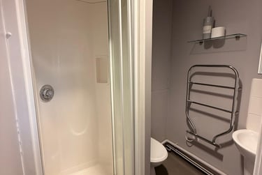 1 bed studio, St. James Street, Newcastle Upon Tyne, Newcastle, NE14NF - Image 2