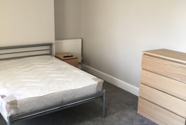 5 bed house, Danygraig Road, St Thomas, Swansea, SA18LY - Image 11