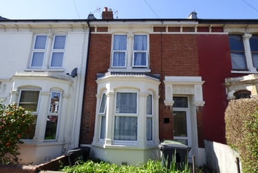 5 bed house, Fawcett Road, Southsea, Portsmouth, PO40LF - Image 1