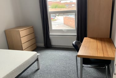 5 bed house, Victory Road, Near university, Portsmouth, PO13DR - Image 4