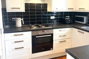 5 bed house, Bevendean crescent, Bevendean, Brighton, BN24RE - Image 2