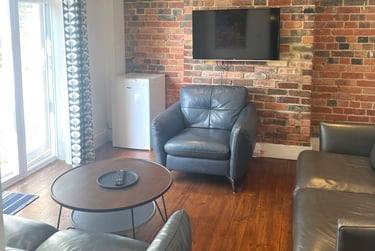 5 bed house, Bevendean crescent, Bevendean, Brighton, BN24RE - Image 1