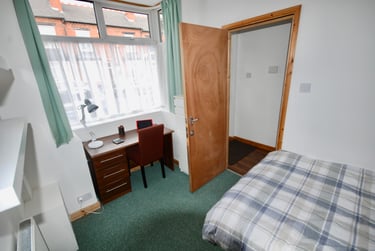 5 bed house, Gleave Road, Selly Oak, Birmingham, B296JW - Image 2