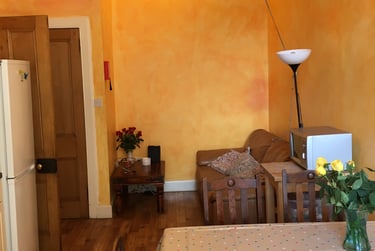 3 bed flat, Meadow place, Marchmont, Edinburgh, EH91JZ - Image 2