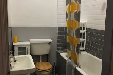 3 bed flat, Meadow place, Marchmont, Edinburgh, EH91JZ - Image 3