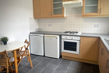 1 bed flat, Ladybarn crescent - B, Fallowfield, Manchester, M146UU - Image 2