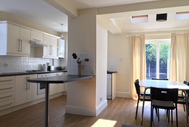 4 bed house, Finchley Road - B, Fallowfield, Manchester, M146EN - Image 1