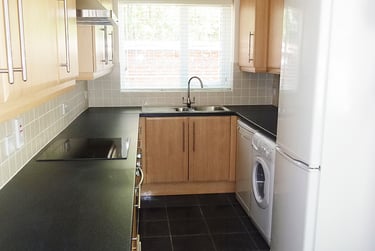 4 bed house, Denham street, Victoria park, Manchester, M130FJ - Image 13