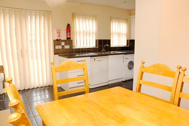 5 bed house, Denison road, Victoria park, Manchester, M145LZ - Image 13