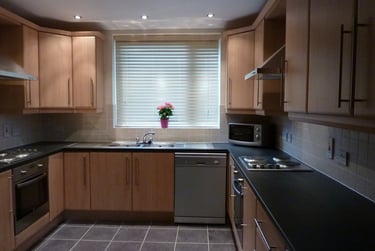 8 bed house, Brighton Grove, Rusholme, Manchester, M145JT - Image 13