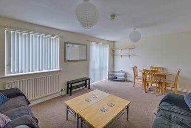 7 bed house, Wellington Road, Fallowfield, Manchester, M146BN - Image 2