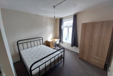 4 bed house, Hampshire street, Fratton, Portsmouth, PO15LG - Image 5