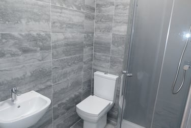 5 bed house, Hampshire street, Fratton, Portsmouth, PO15LG - Image 3