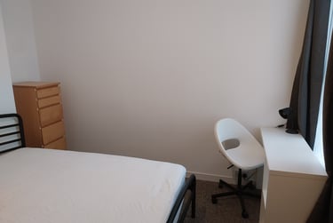 4 bed house, Napier road, Southsea, Portsmouth, PO52RA - Image 2