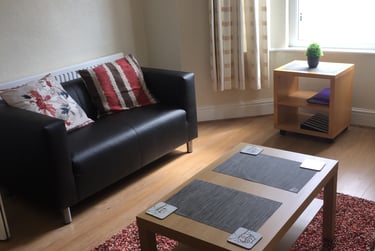 4 bed house, Burns Street, Abington, Northampton, NN13QE - Image 4