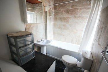 5 bed house, Telephone Road (popular student road), Near university, Portsmouth, PO40AZ - Image 13