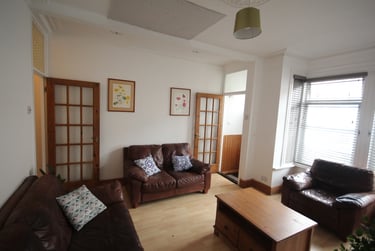 4 bed house, Mafeking Road, Southsea, Portsmouth, PO49BE - Image 1