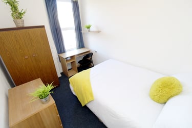 5 bed house, Francis Avenue, Southsea, Portsmouth, PO40HL - Image 5