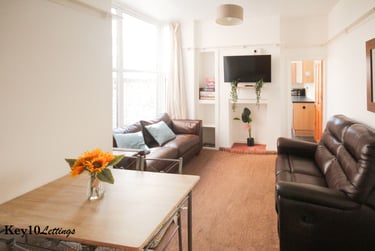 5 bed house, Francis Avenue, Southsea, Portsmouth, PO40HN - Image 5