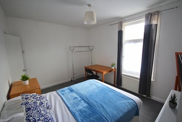 4 bed house, Jubilee Road, Southsea, Portsmouth, PO40JE - Image 2