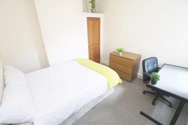 5 bed house, Harrow Road, University of Portsmouth, Portsmouth, PO51SJ - Image 2