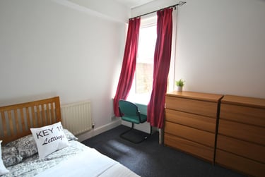 5 bed house, Saint Augustine Road, Southsea, Portsmouth, PO49AD - Image 4