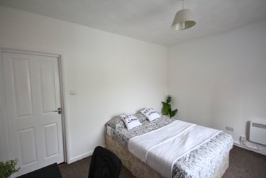 2 bed flat, Albert Road, Southsea, Portsmouth, PO40JT - Image 6